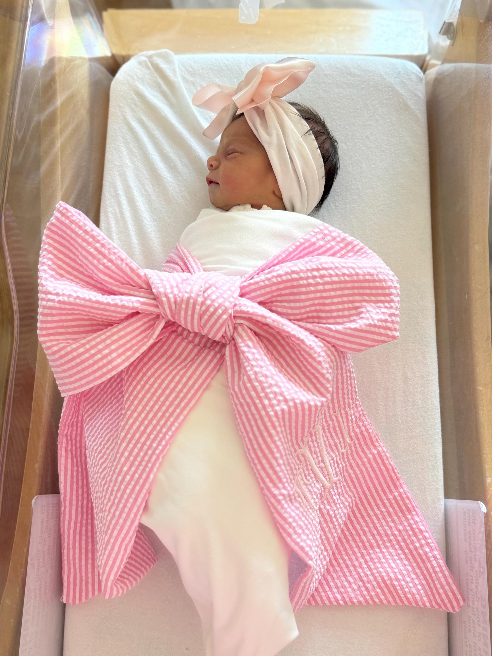Monogrammed Newborn Bow Sash | Birth Announcement | Seersucker Bow Sash | Baby Photo Prop | Baby Announcement Picture Prop | Preppy Baby Bow